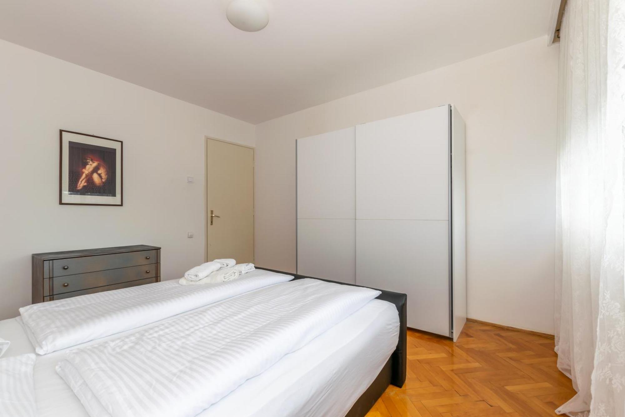 Apartment Omiska Сплит Екстериор снимка