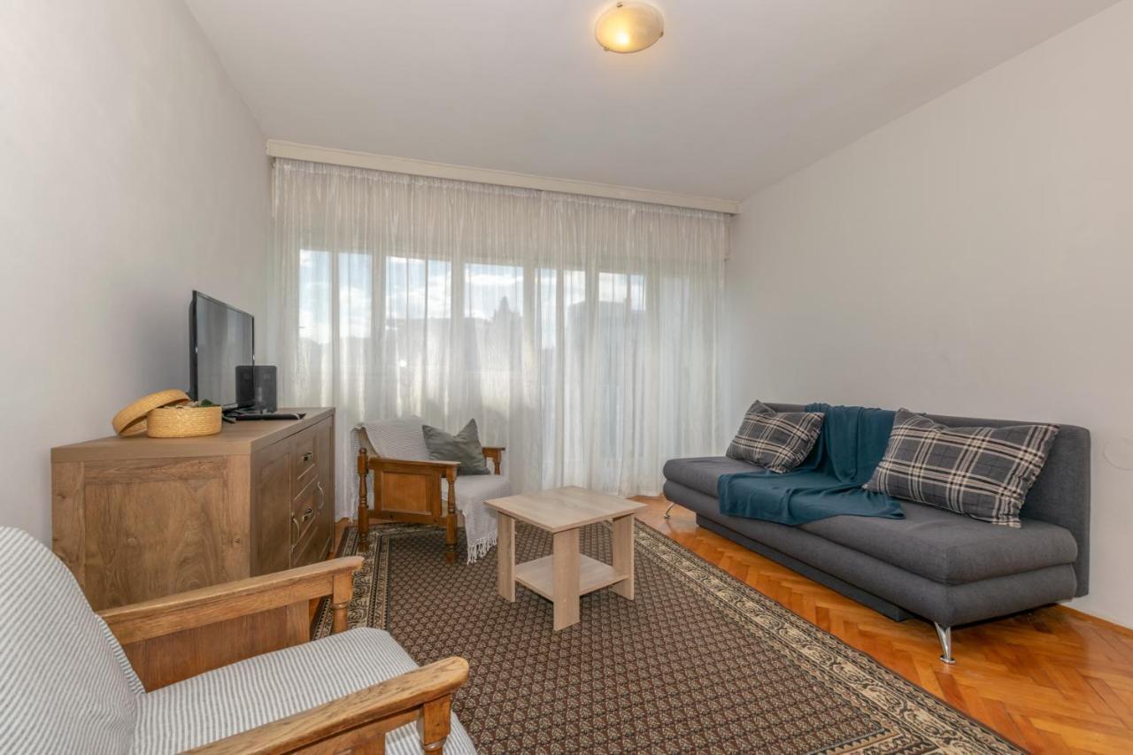 Apartment Omiska Сплит Екстериор снимка