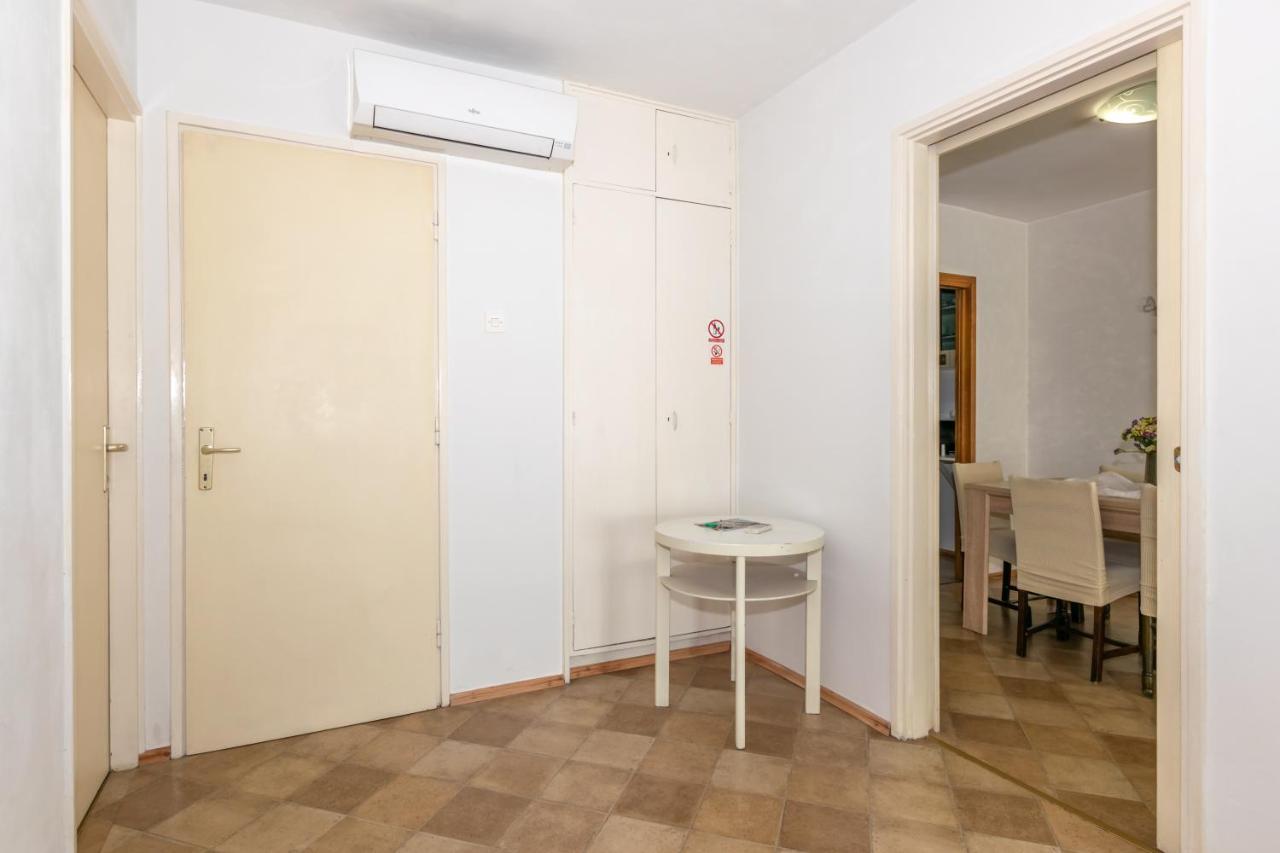 Apartment Omiska Сплит Екстериор снимка