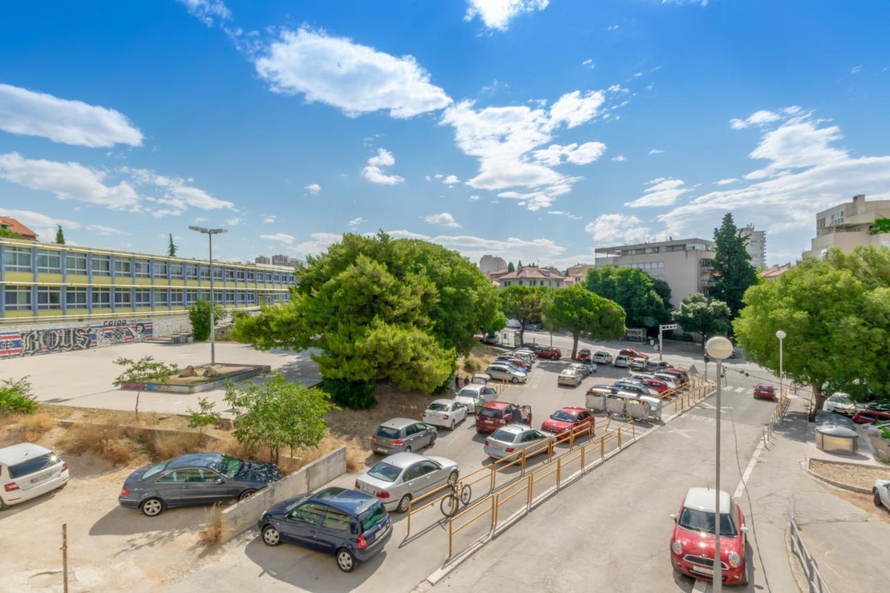Apartment Omiska Сплит Екстериор снимка