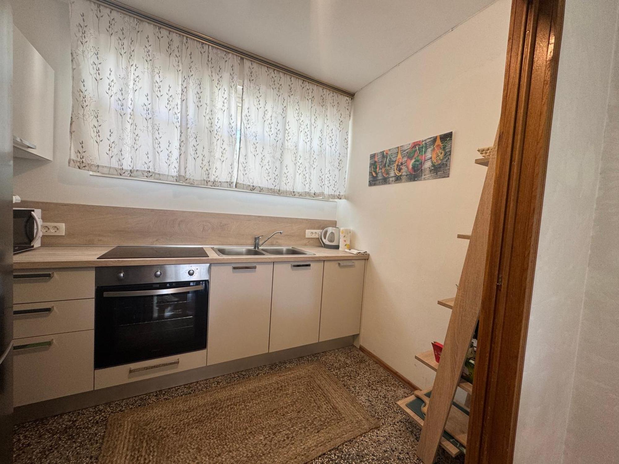 Apartment Omiska Сплит Екстериор снимка